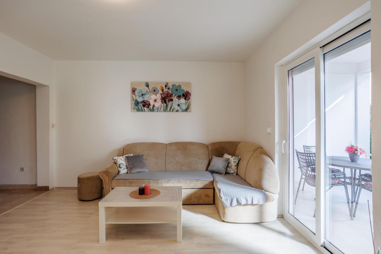 Apartment Ana Podstrana Exterior photo